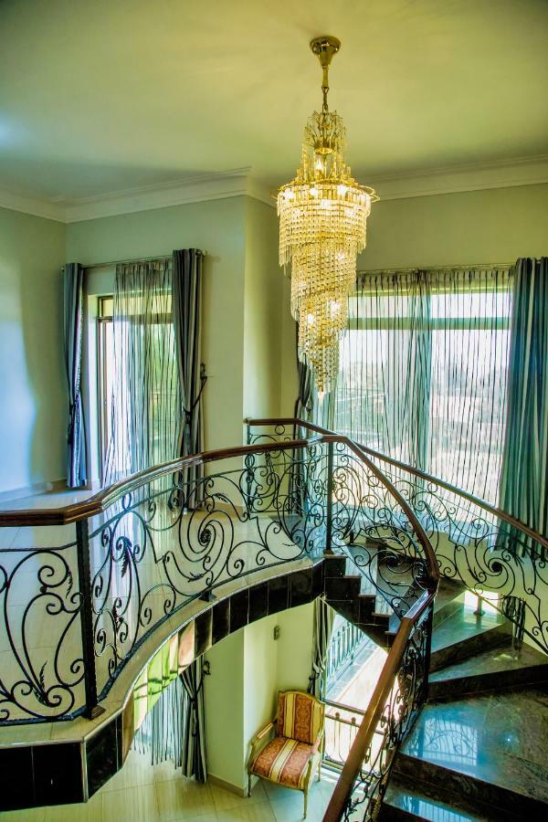 Lakepoint Villa Энтеббе Экстерьер фото