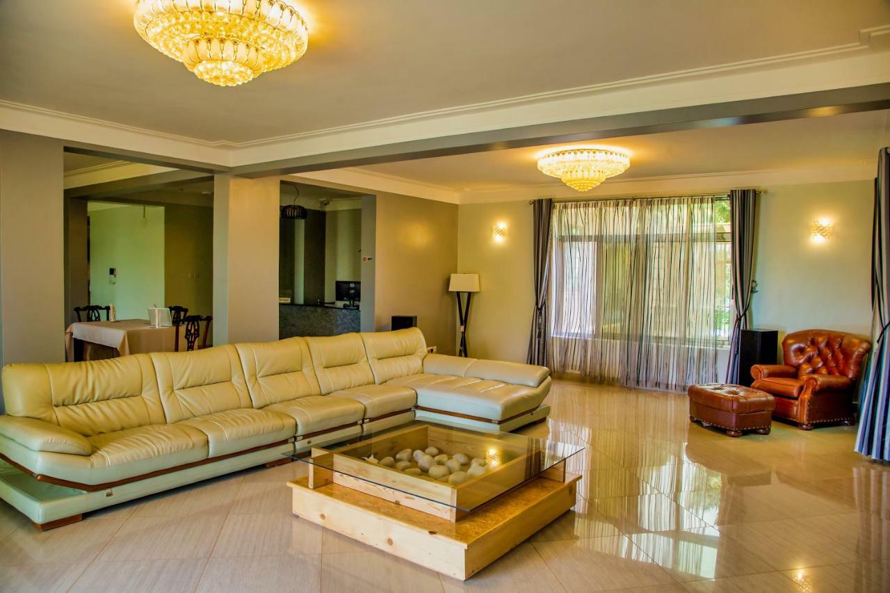 Lakepoint Villa Энтеббе Экстерьер фото