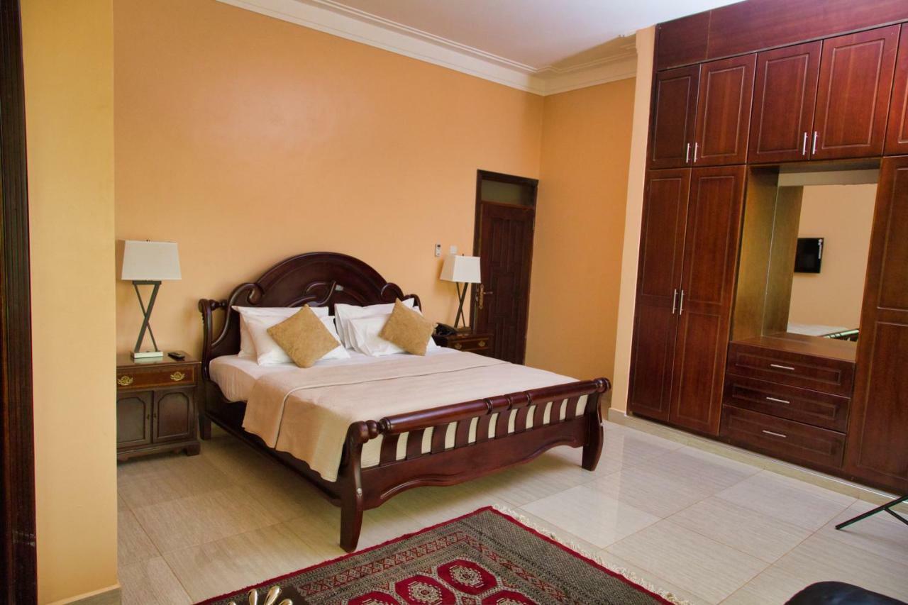 Lakepoint Villa Энтеббе Экстерьер фото